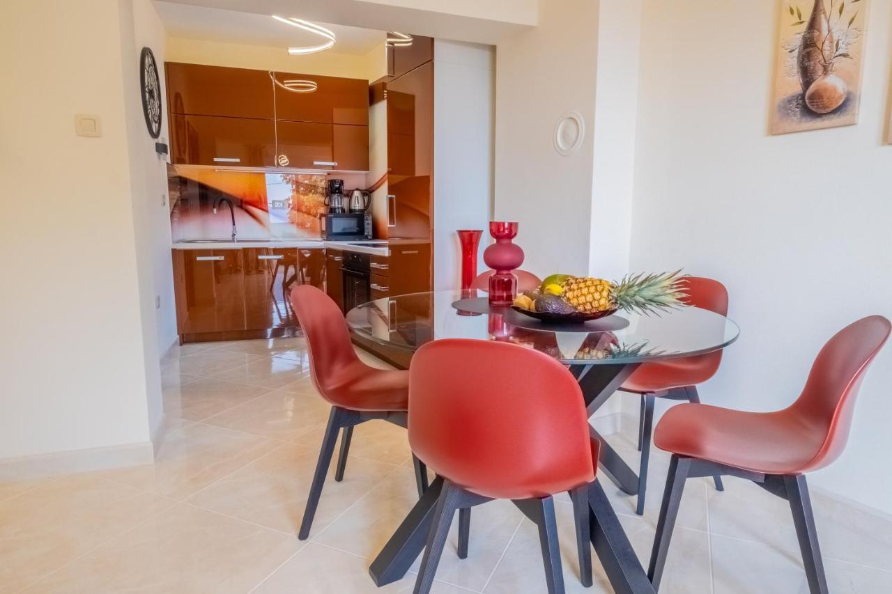 La Dama Villa Novi Vinodolski Bagian luar foto