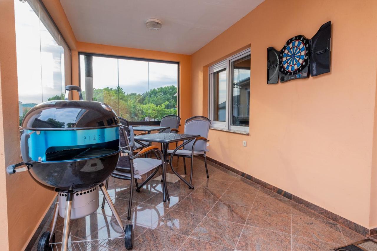 La Dama Villa Novi Vinodolski Bagian luar foto
